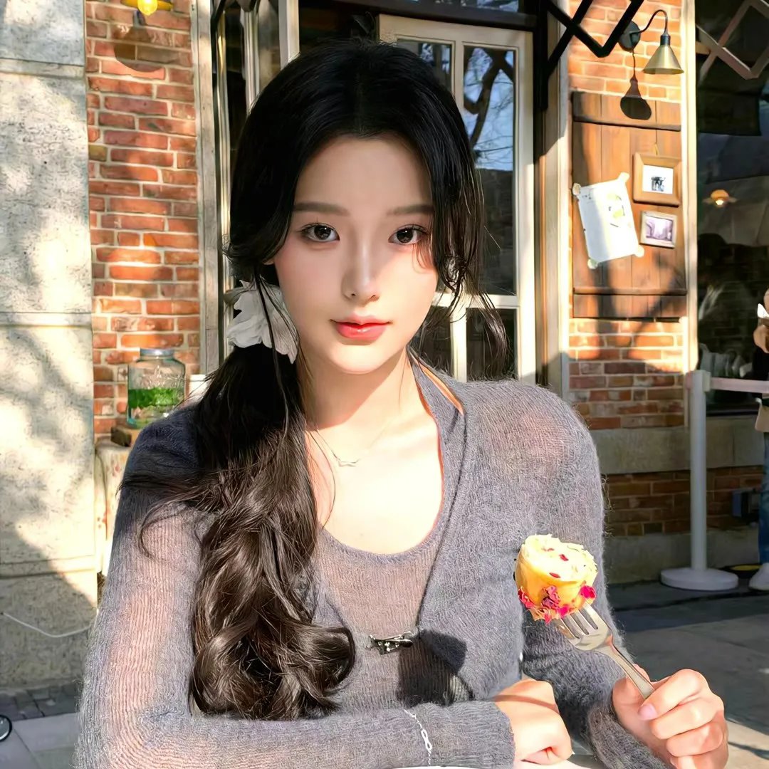 特务谜云